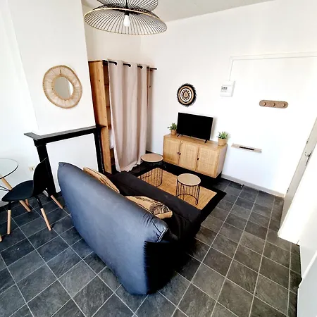 Les Proche Gare D'aulnoy-aymeries Apartament Aulnoye-Aymeries